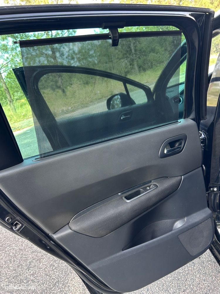 Peugeot 5008 1.6 HDi Executive CMP6 - 9