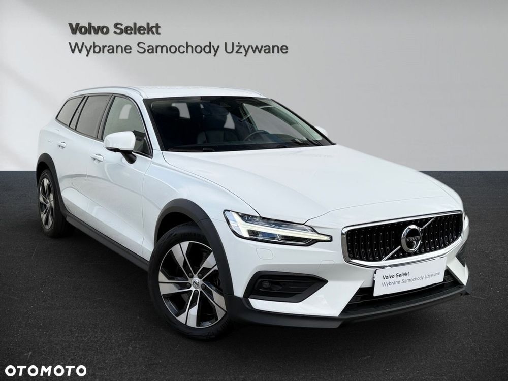 Volvo V60 Cross Country - 4