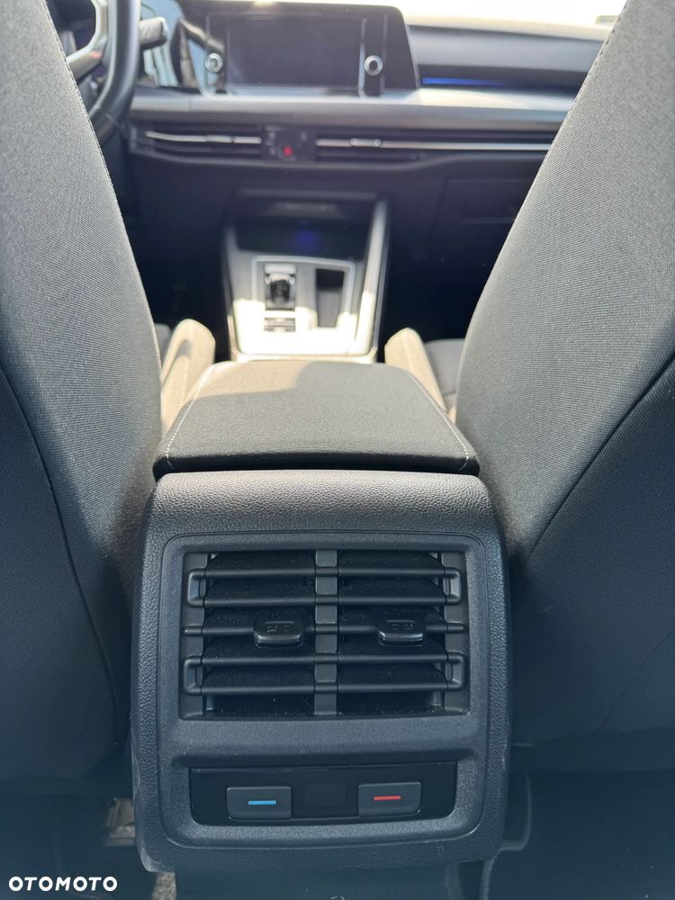 Volkswagen Golf 1.5 eTSI EVO Style DSG - 17
