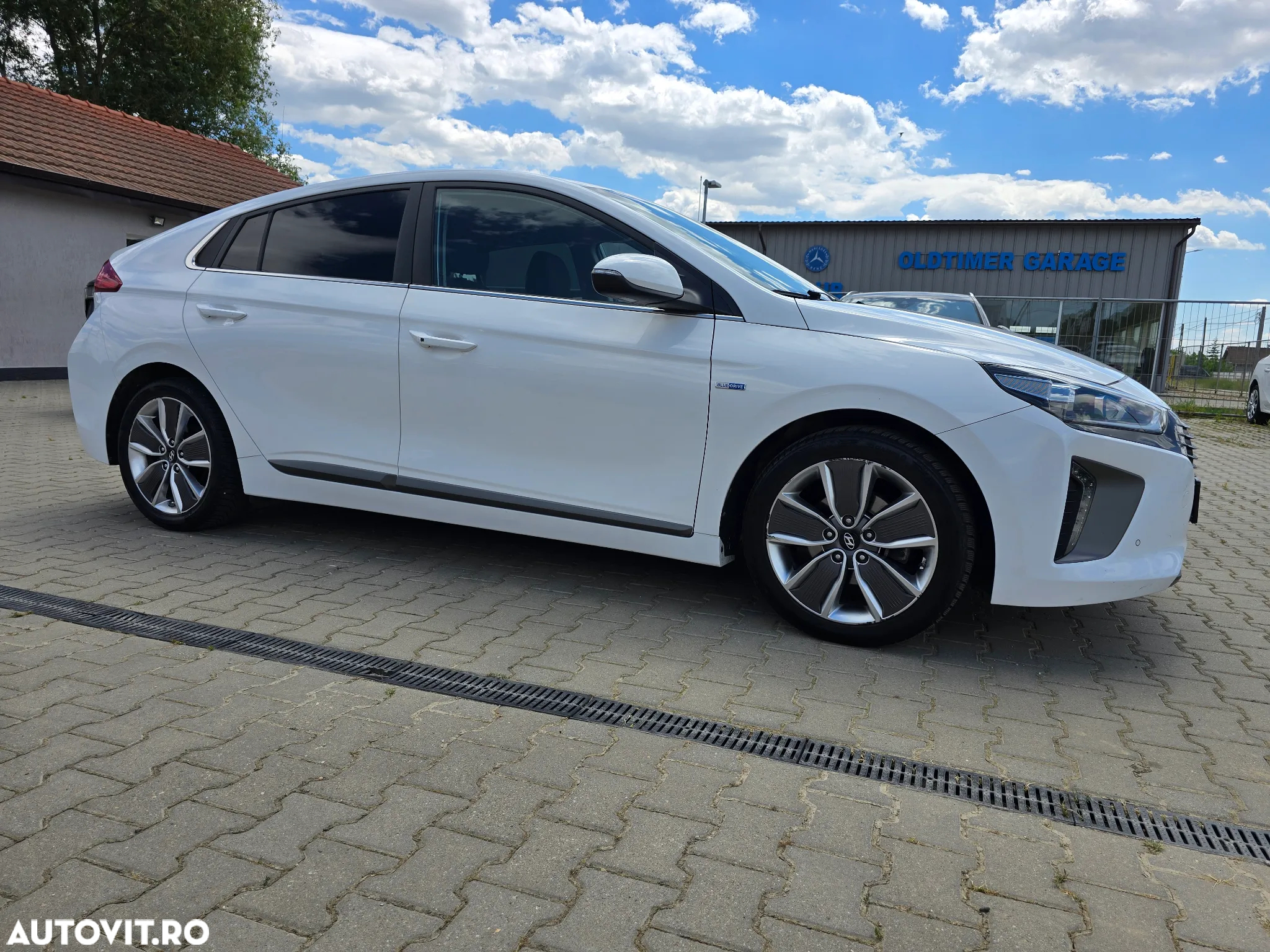 Hyundai IONIQ Hybrid 1.6 GDI Style - 2