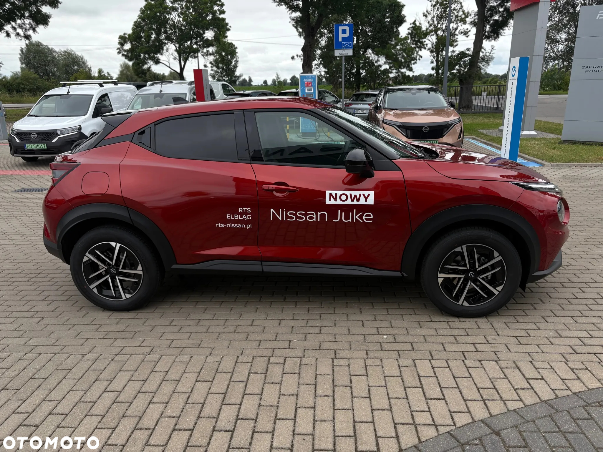 Nissan Juke 1.0 DIG-T N-Connecta DCT - 4