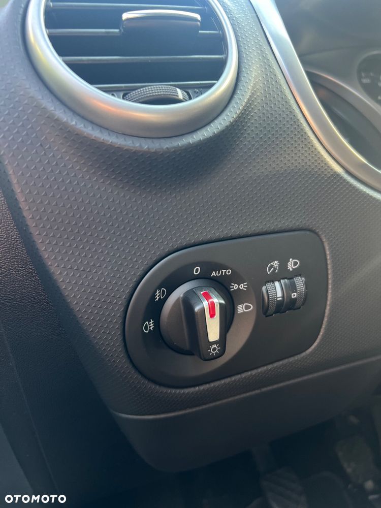 Seat Leon ver-1-4-tsi-style-s-s - 17