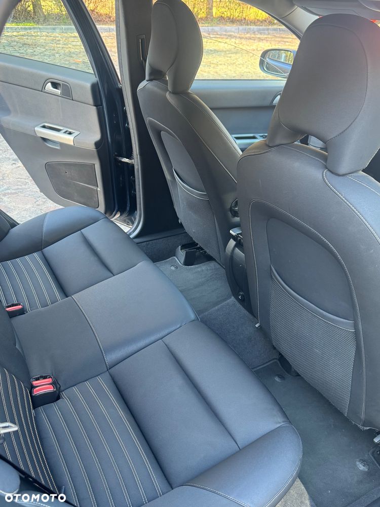 Volvo V50 2.0D DPF Summum - 17