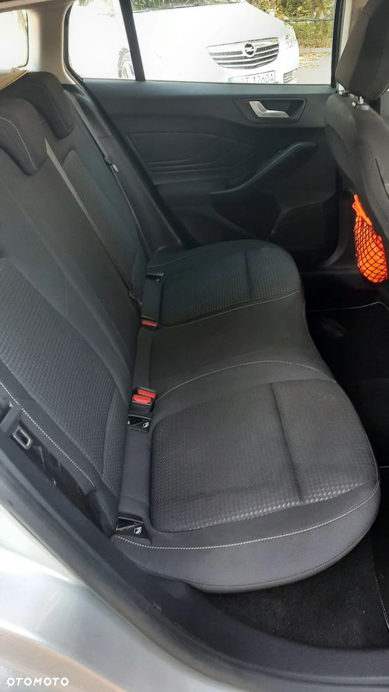 Ford Focus - 23