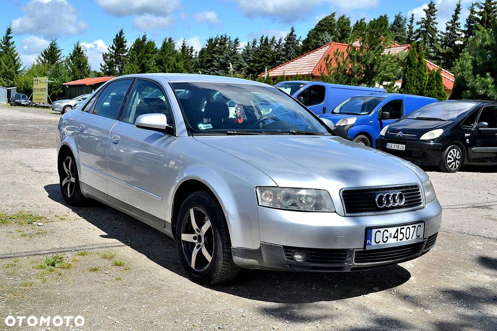Audi A4 Limousine - 2