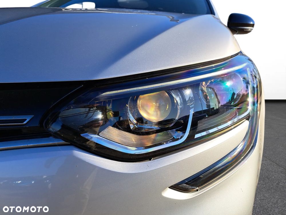 Renault Megane 1.3 TCe FAP Limited EDC - 11