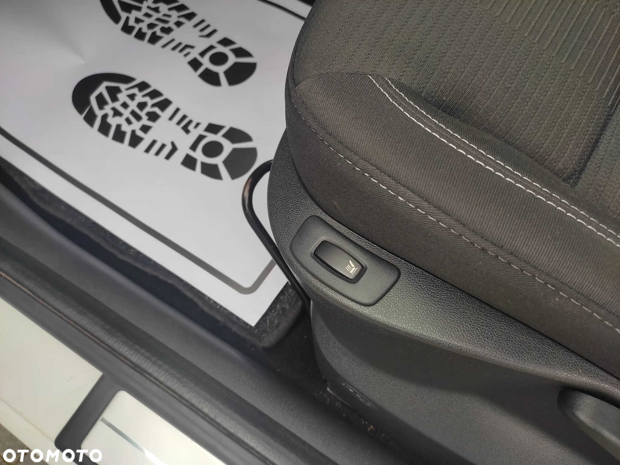 Renault Clio - 8