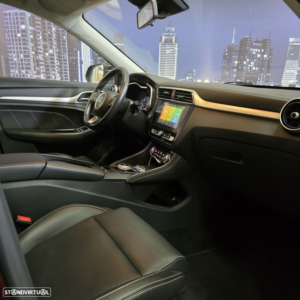 MG ZS EV 44.5 kWh Luxury - 21