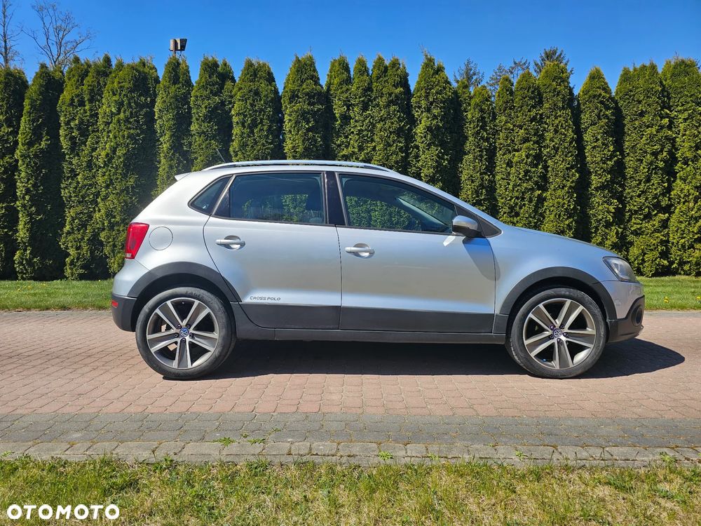 Volkswagen Polo 1.6 TDI DPF Comfortline - 5