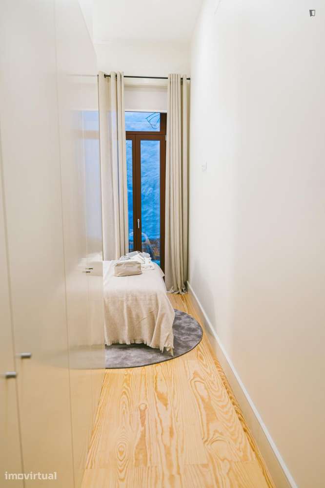 Apartamento com 2 quartos - localizado em Santo Ildefonso Porto - Grande imagem: 4/44