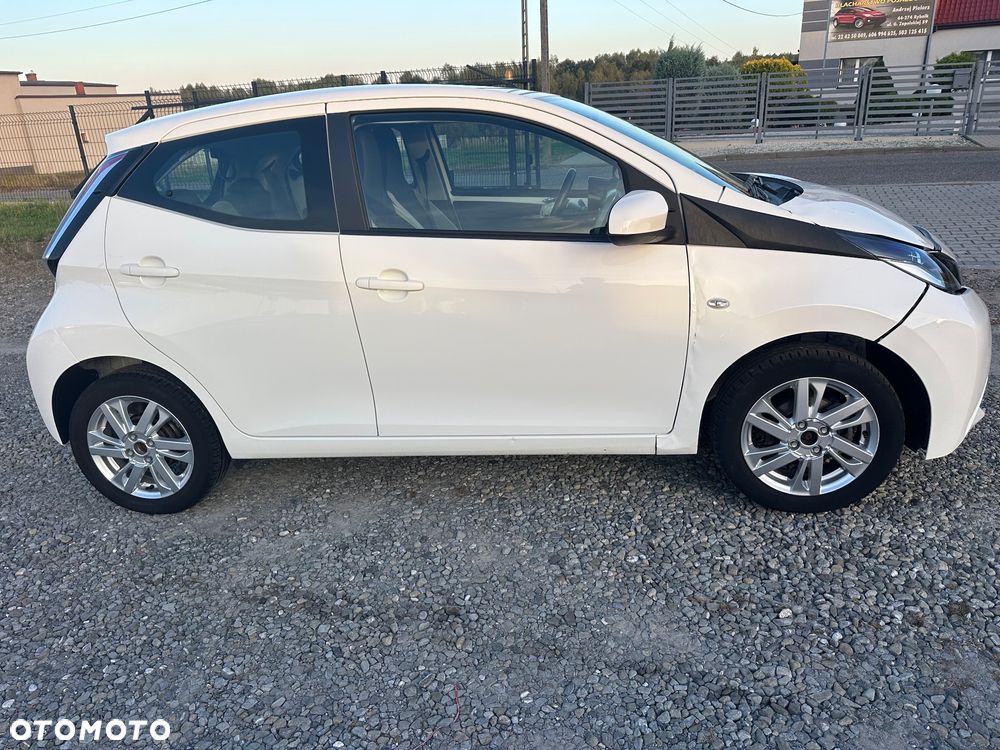 Toyota Aygo 1.0 VVT-i Sprint EU6 - 17