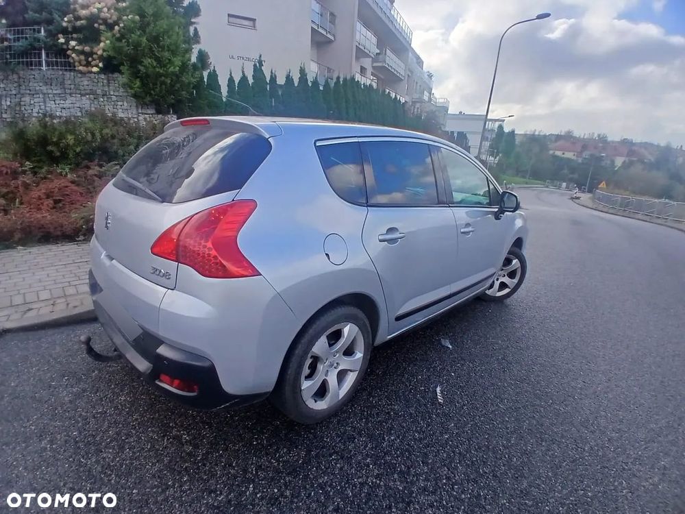 Peugeot 3008 1.6 HDi Access - 10