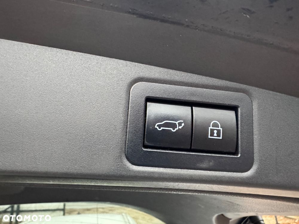 Toyota Corolla 2.0 Hybrid Trek - 14