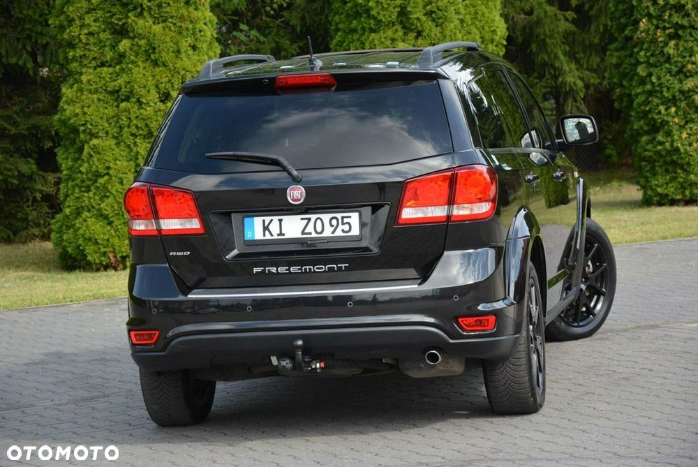 Fiat Freemont 2.0 Multijet Black Code AWD - 12
