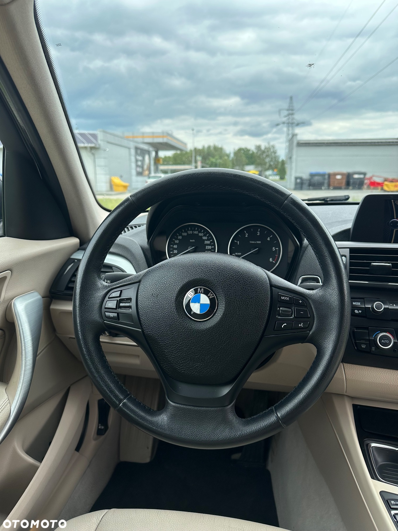 BMW Seria 1 118d - 25