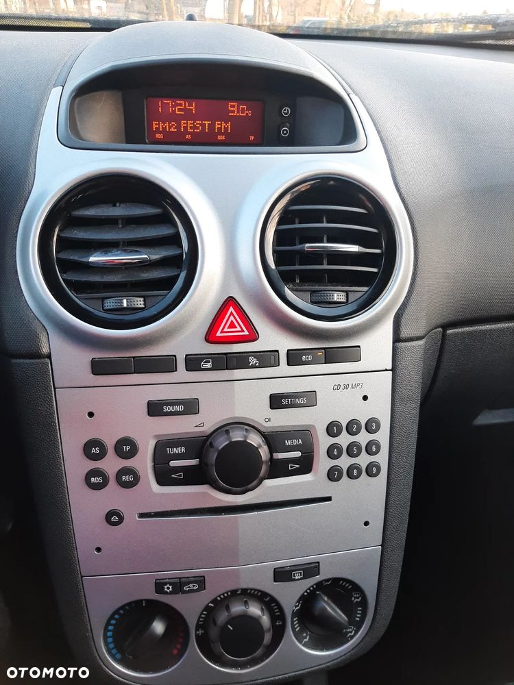 Opel Corsa 1.4 16V Active - 17