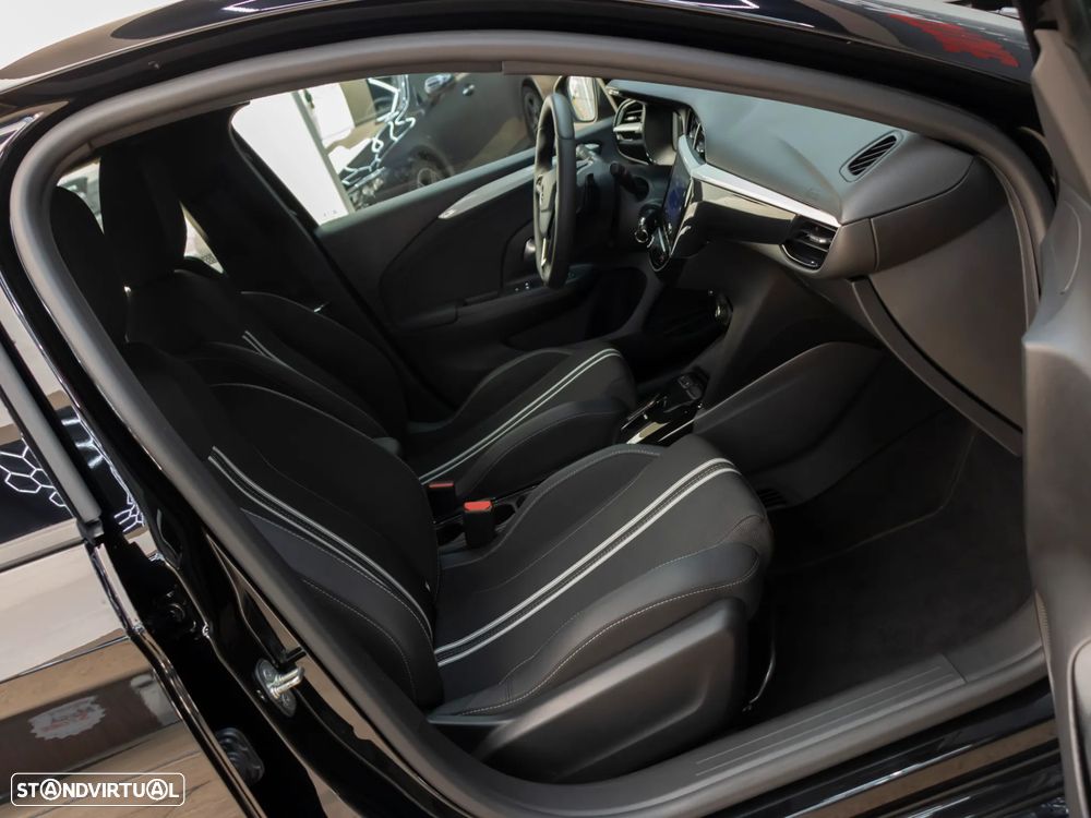 Opel Corsa 1.2 T Hybrid EdCT - 12