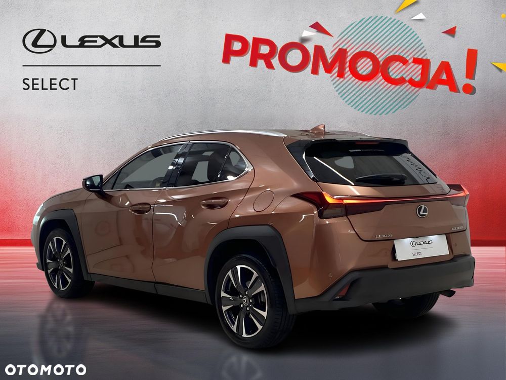 Lexus UX 300h Business - 8