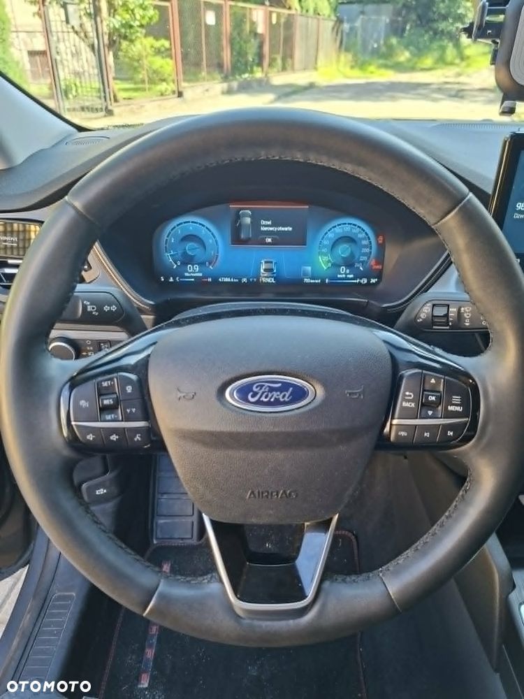 Ford Kuga - 23