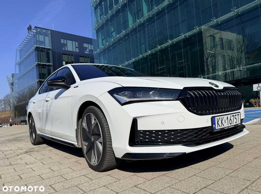 Skoda Superb 2.0 TDI SCR 4x4 Sportline DSG - 28