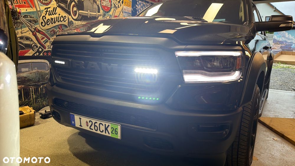 RAM 1500 5.7 Quad Cab Bighorn - 17