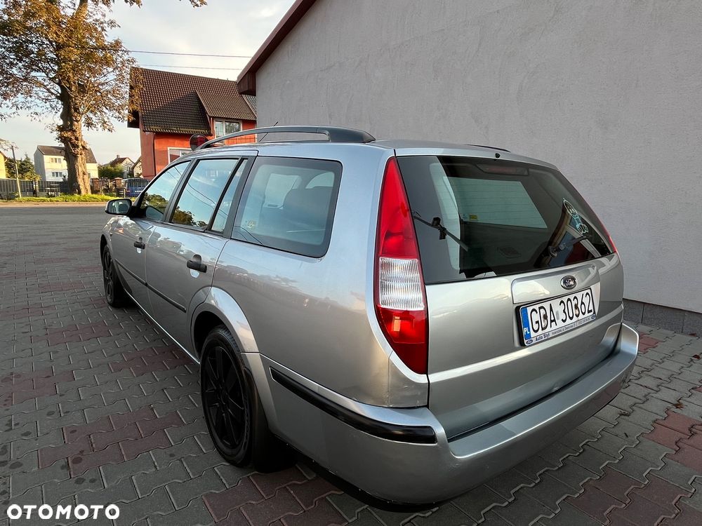 Ford Mondeo 1.8 Ambiente - 6