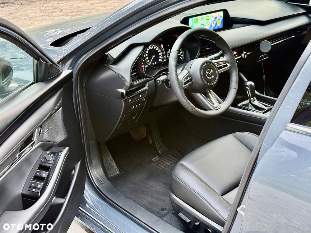 Mazda 3 - 9