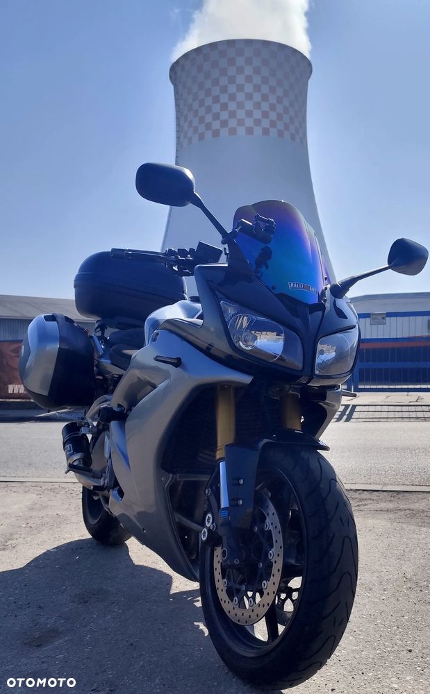 Yamaha FZ - 1