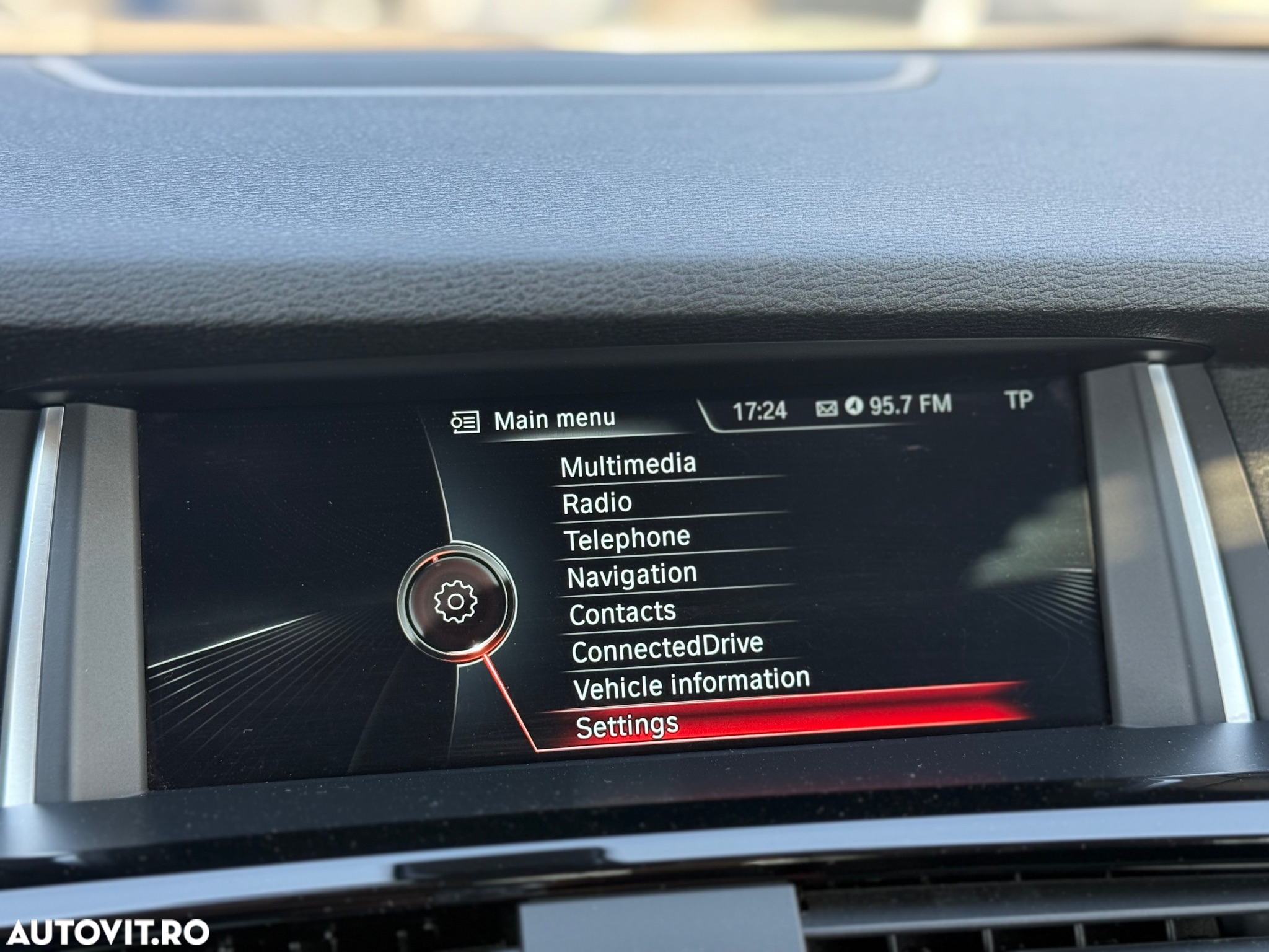 BMW X4 xDrive20d Advantage - 27