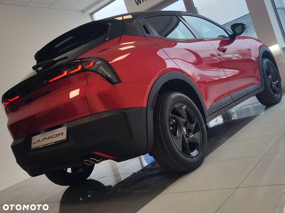 Alfa Romeo Junior 1.2 mHEV Ibrida Speciale eDCT - 9