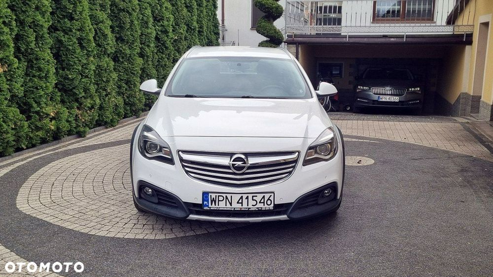 Opel Insignia - 10