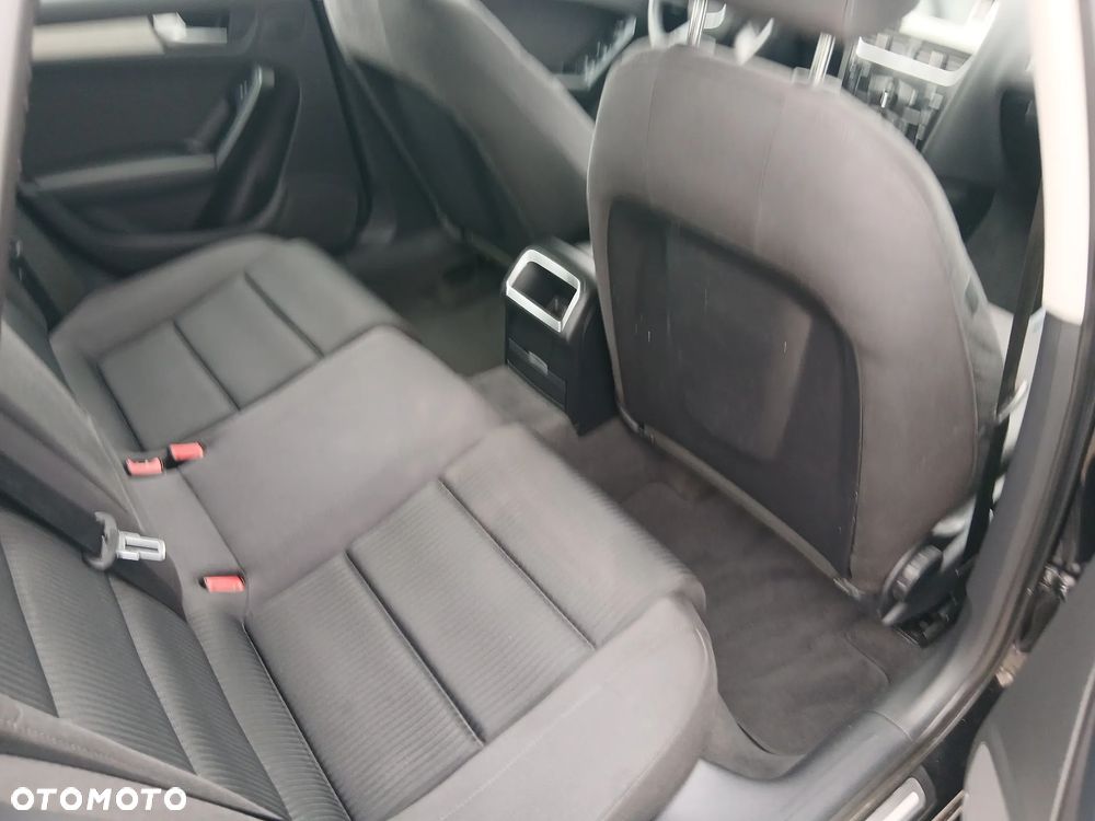 Audi A4 Limousine - 13