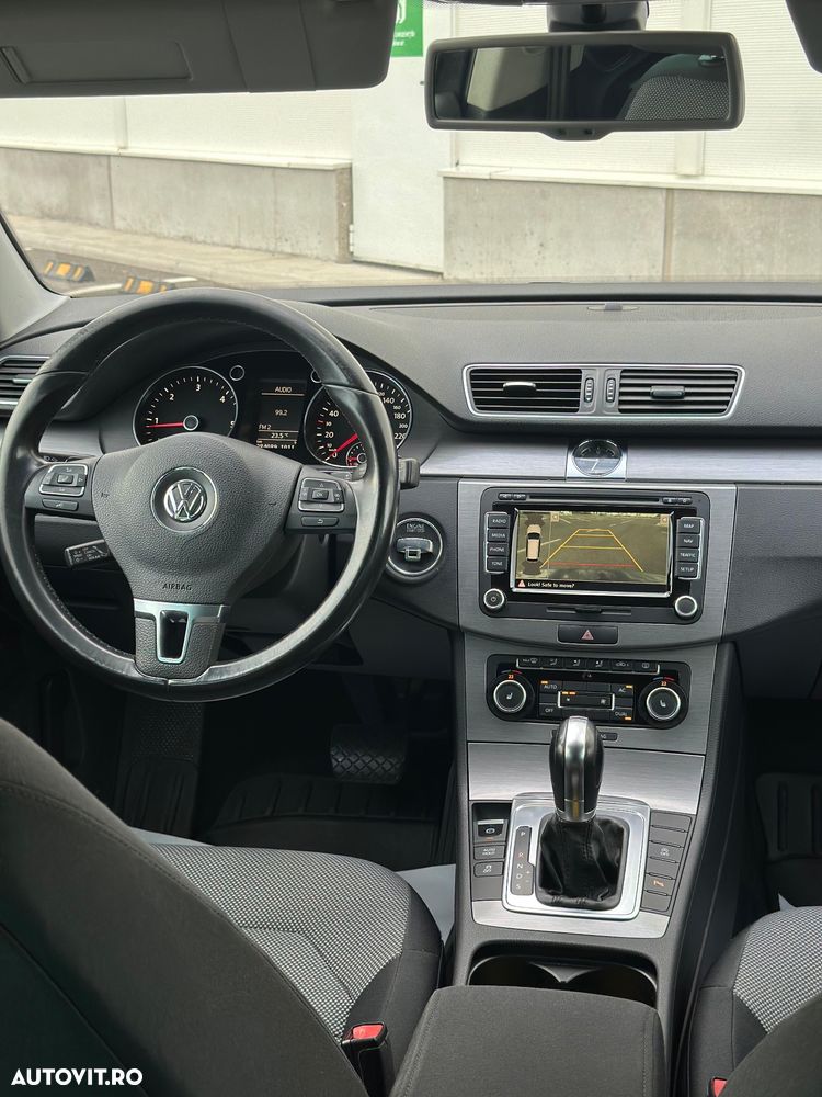 Volkswagen Passat 2.0 TDI Comfortline DPF DSG - 13