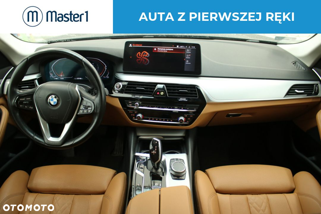BMW Seria 5 520i mHEV - 6