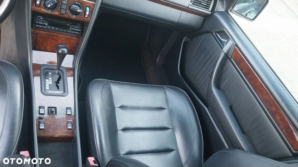 Mercedes-Benz W124 (1984-1993) - 14