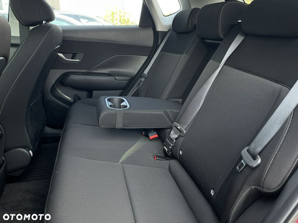 Hyundai Kona - 35