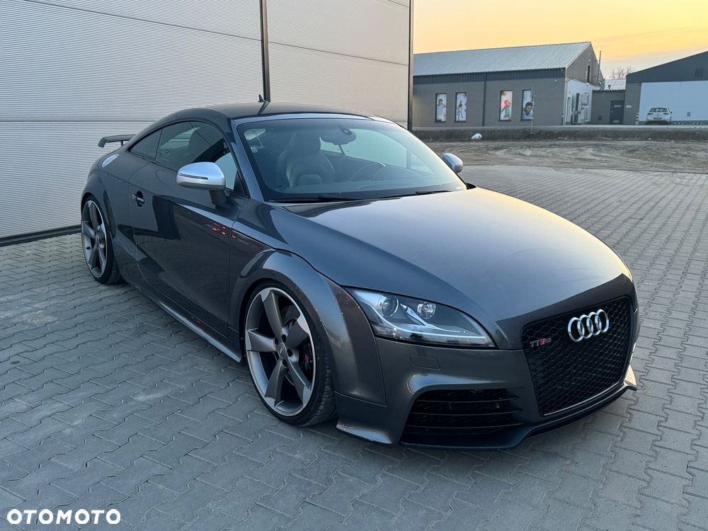 Audi TT RS Coupé - 1