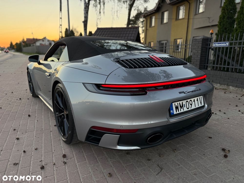 Porsche 911 Carrera 4S PDK - 33