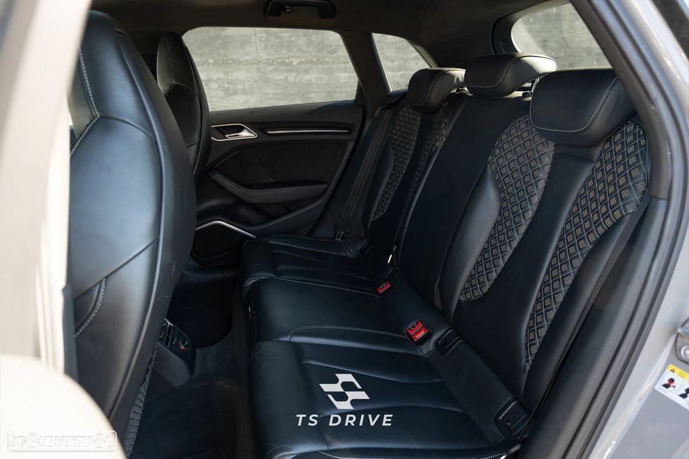 Audi RS3 Sportback S tronic - 11