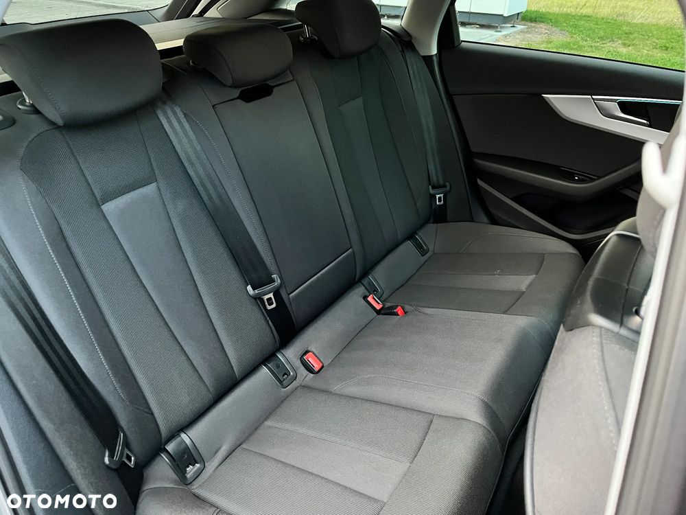 Audi A4 Avant - 8