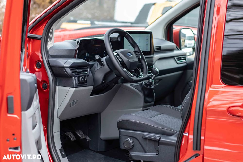 Ford Transit Custom - 11