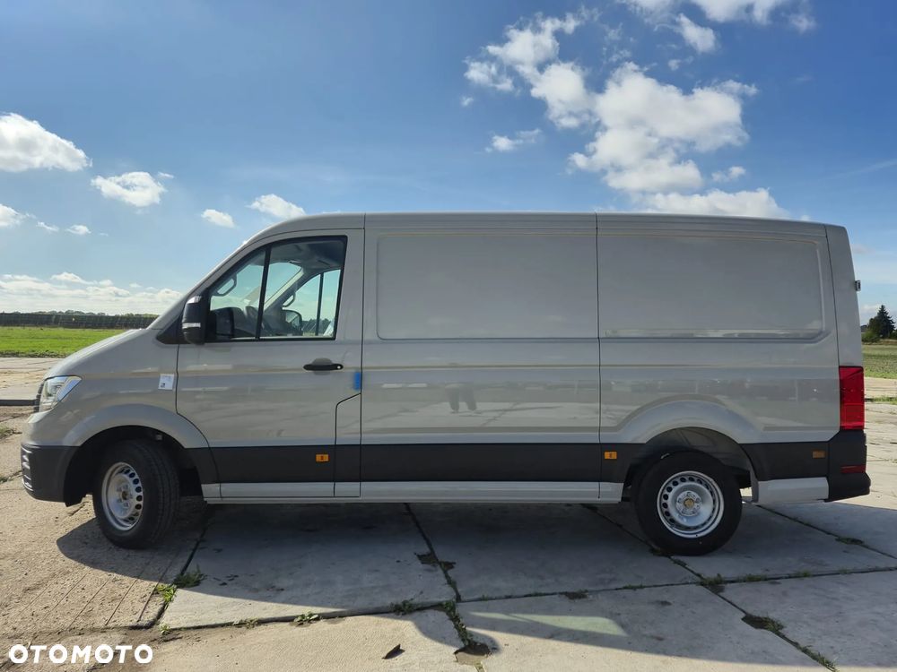 Volkswagen Crafter - 2
