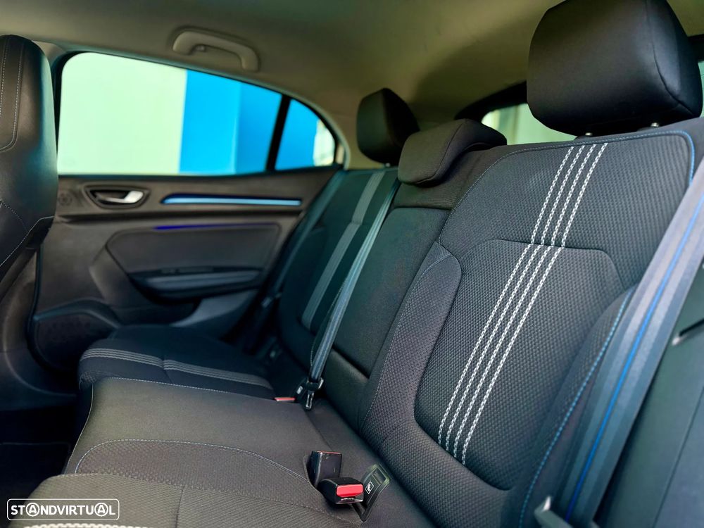 Renault Mégane 1.5 Blue dCi GT Line - 14