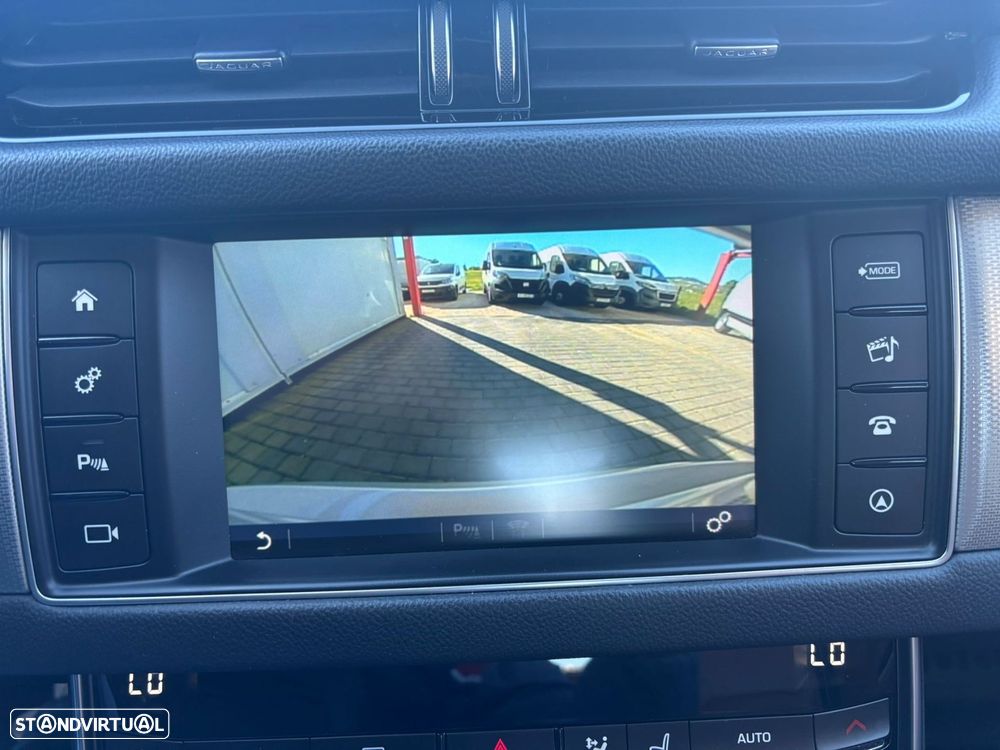 Jaguar XF 2.0 D Prestige Aut. - 34