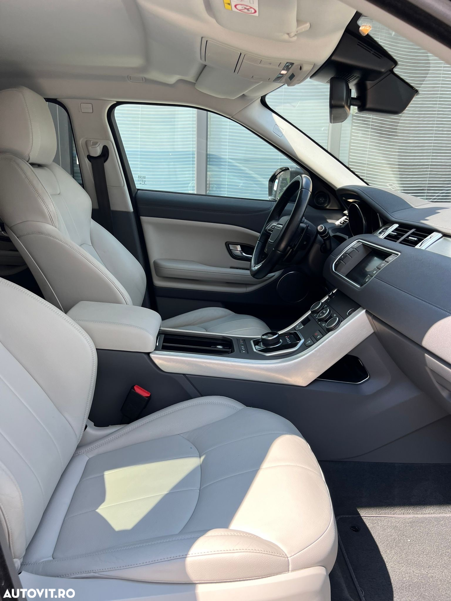 Land Rover Range Rover Evoque - 6
