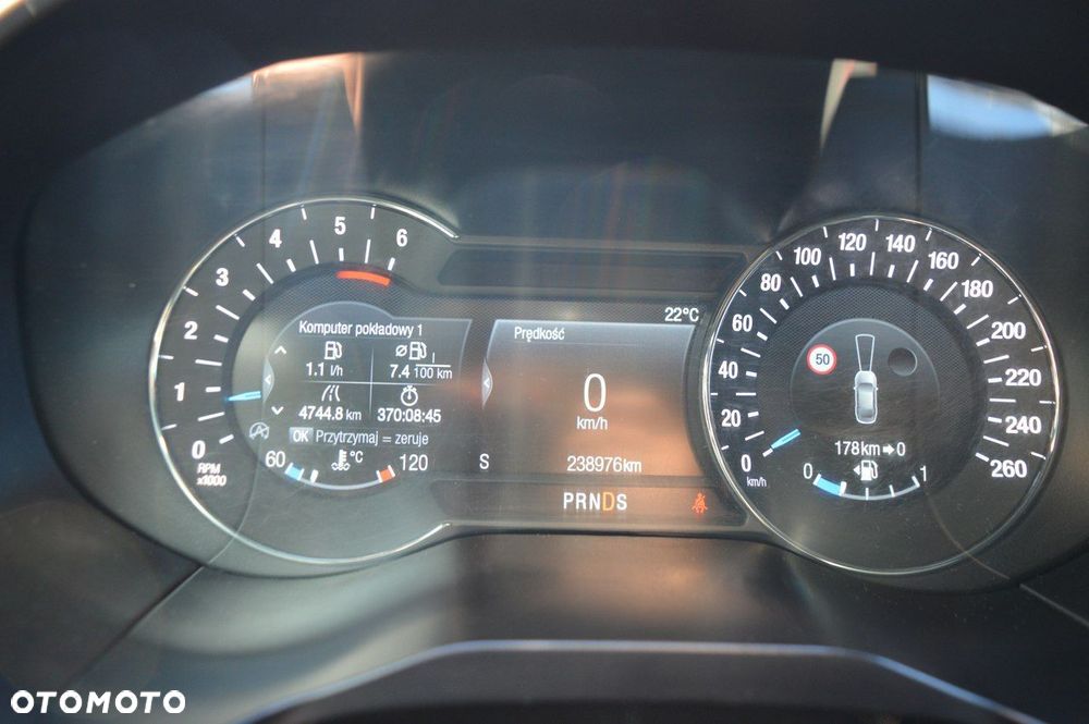 Ford S-Max - 22