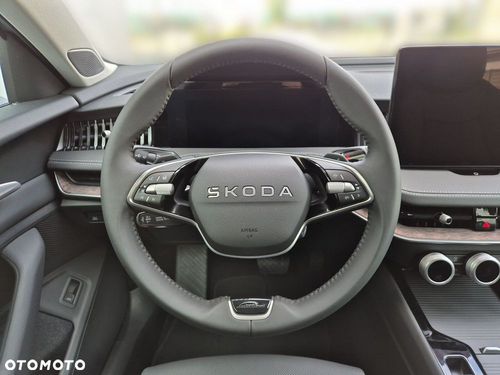Skoda Superb 1.5 TSI mHEV L&K DSG - 41