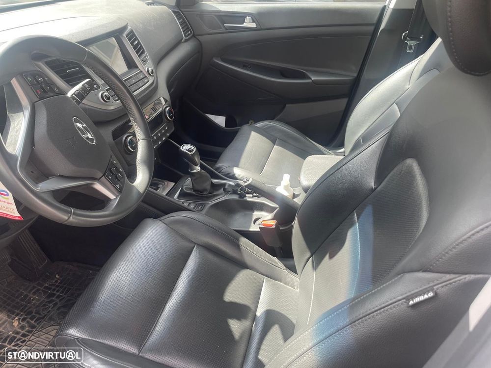 Hyundai Tucson 1.7 CRDi Executive - 5