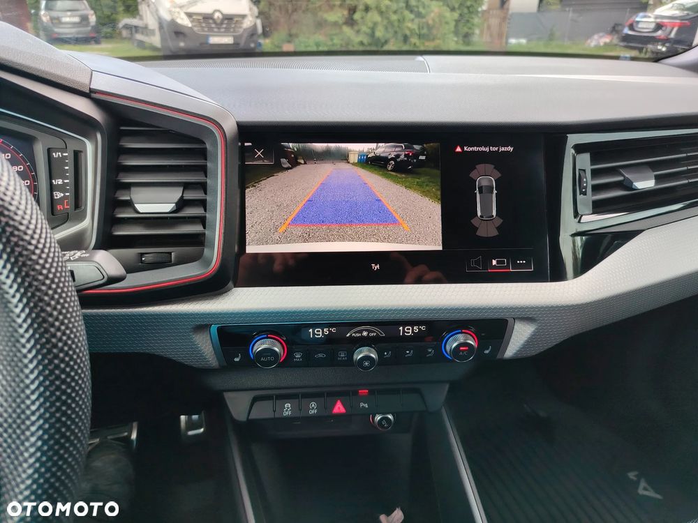 Audi A1 Sportback 35 TFSI S-Line S tronic - 22