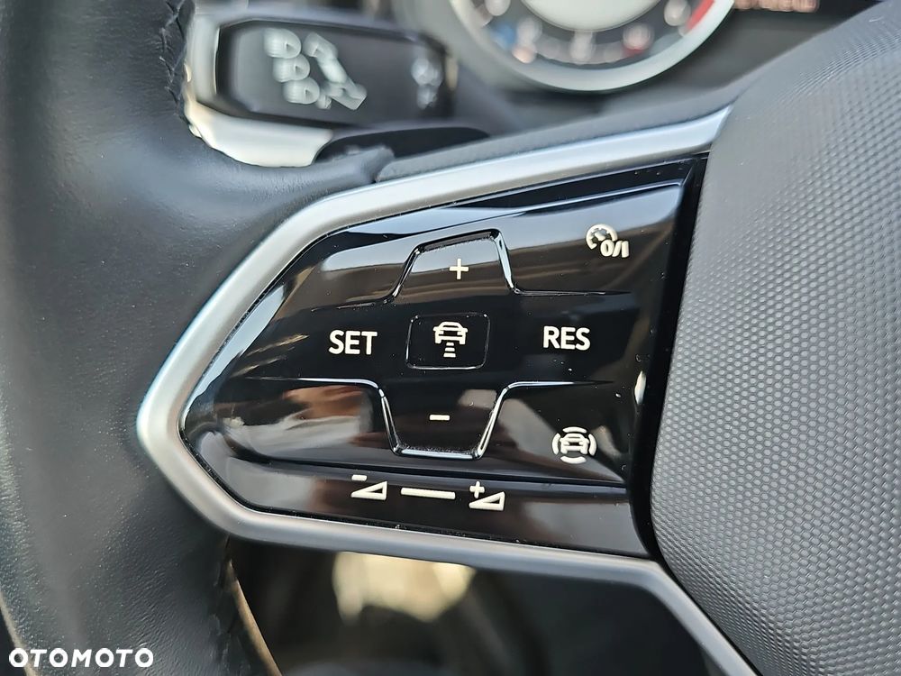 Volkswagen Touareg 3.0 V6 TDI 4Motion Elegance - 25